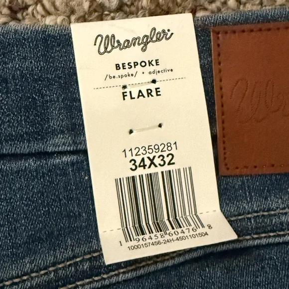Wrangler NWT Bespoke Dark Blue Flare Women's Jeans - Picture 4 of 7